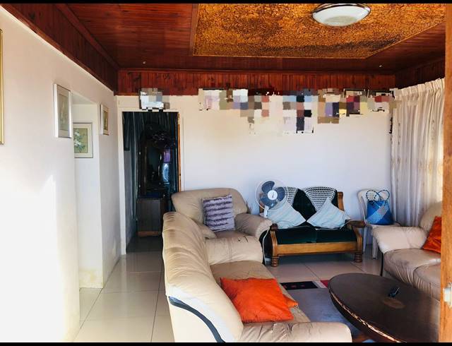 3 BEDROOM HOUSE FOR SALE IN KWAMASHU M